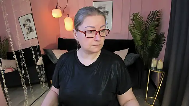 AlexandraKind online show from 02-08-26, 01:36