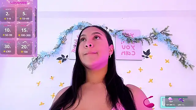  karenestrada online show from 10-08-25, 05:27