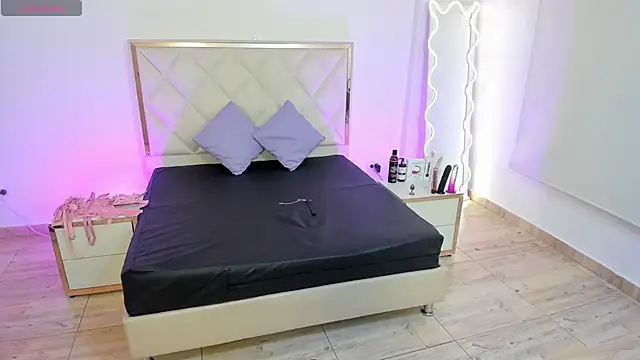 Andy tay1 online show from 02-12-25, 03:29