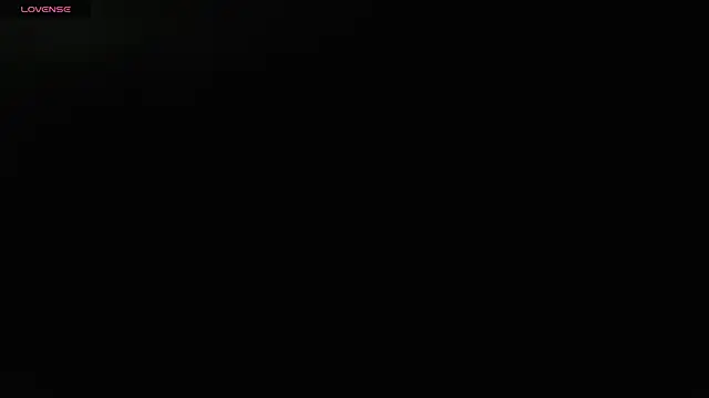 Snapshot of lulu_25_ chatting on 12-23-24, 12:57 lulu 25 online show from 12-23-24, 12:57