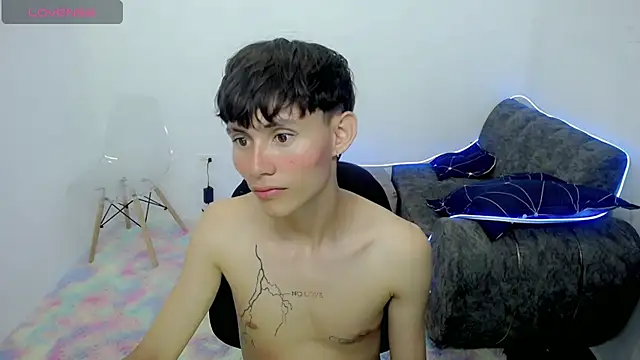 tanjiro cute online show from 01-17-25, 03:45