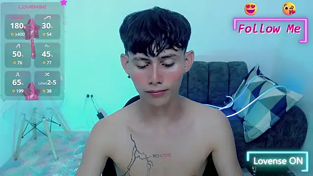 tanjiro cute online show from 01-30-25, 03:33