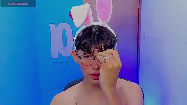 Snapshot of tanjiro_cute chatting on 05-16-26, 05:56 tanjiro cute online show from 05-16-26, 05:56