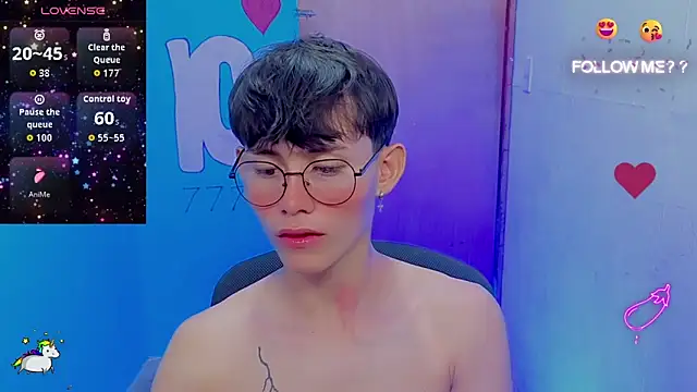 Snapshot of tanjiro_cute chatting on 05-27-26, 04:20 tanjiro cute online show from 05-27-26, 04:20