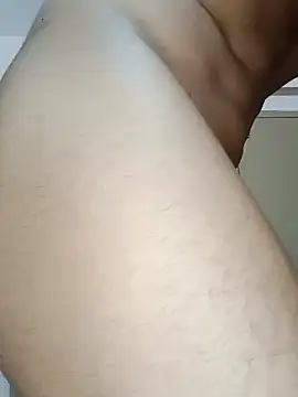 Snapshot of Vignesh3246 chatting on 01-09-25, 06:57 Vignesh3246 online show from 01-09-25, 06:57