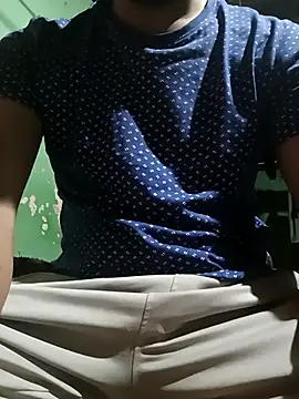 Snapshot of Vignesh3246 chatting on 10-02-25, 05:20 Vignesh3246 online show from 10-02-25, 05:20