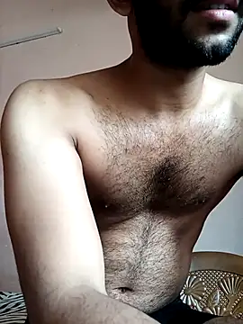 Snapshot of Vignesh3246 chatting on 10-06-25, 06:11 Vignesh3246 online show from 10-06-25, 06:11