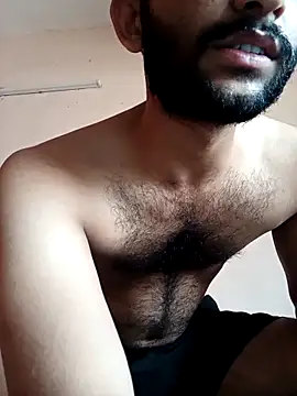 Snapshot of Vignesh3246 chatting on 12-05-25, 10:35 Vignesh3246 online show from 12-05-25, 10:35