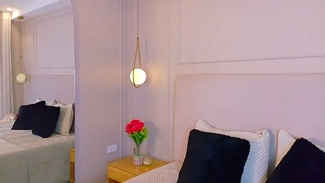 EymiCuper online show from 09-19-25, 07:25