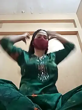 Magical Girl- online show from 01-18-25, 03:31