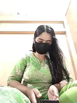 Magical Girl- online show from 09-23-25, 03:20