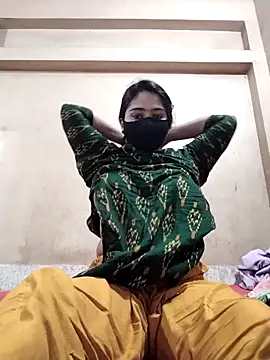 Magical Girl- online show from 12-15-25, 03:55