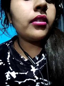 Snapshot of Love-Veronica chatting on 02-05-26, 01:05 Love-Veronica online show from 02-05-26, 01:05