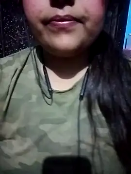 Snapshot of Love-Veronica chatting on 03-04-26, 06:03 Love-Veronica online show from 03-04-26, 06:03