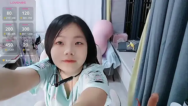 Lena-yyds online show from 10-08-25, 05:21