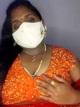 Snapshot of Sexy_Radhikaa chatting on 03-18-25, 05:31 Sexy Radhikaa online show from 03-18-25, 05:31