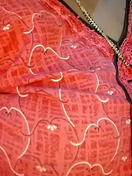 Snapshot of Sexy_Radhikaa chatting on 11-17-25, 09:26 Sexy Radhikaa online show from 11-17-25, 09:26