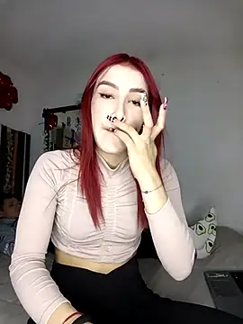 laura arias018 online show from 12-04-25, 11:46