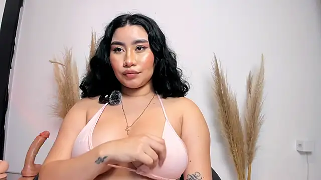 leylaclintonxx online show from 02-01-25, 08:18