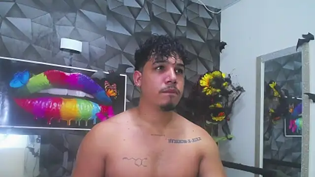 Snapshot of charlys_sex chatting on 12-04-24, 09:57 charlys sex online show from 12-04-24, 09:57