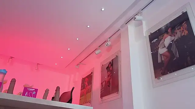 ChantalHans online show from 02-24-26, 08:40