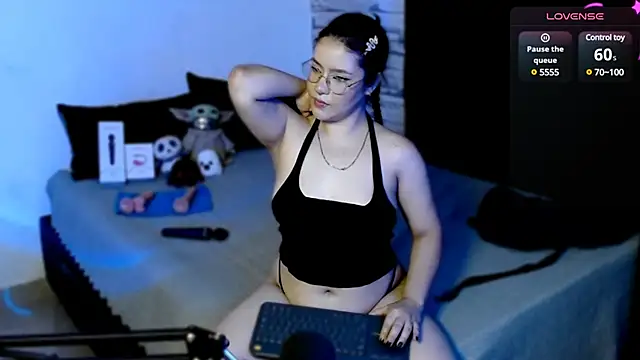 DollCam   online show from 12-09-24, 11:13