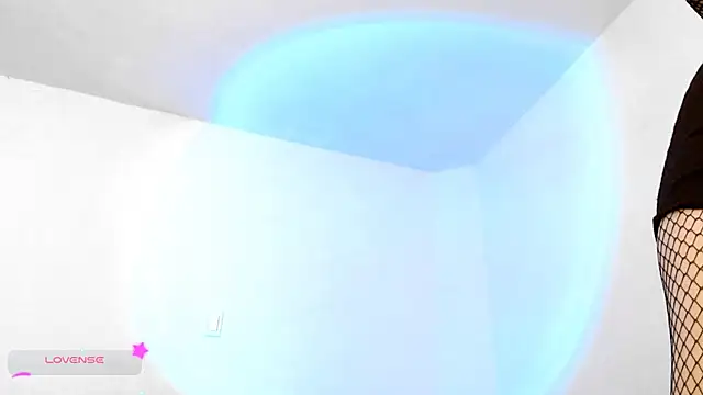 DollCam   online show from 02-04-25, 01:13