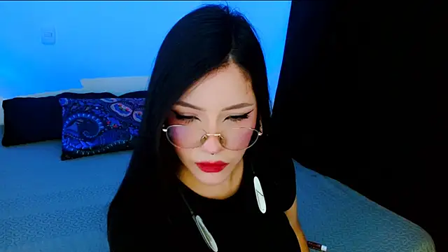 DollCam   online show from 10-16-25, 01:39