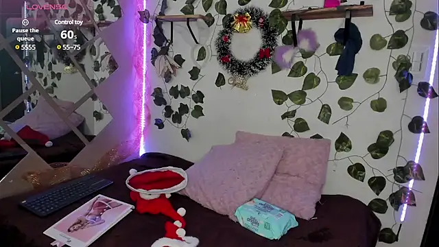 Snapshot of Megan_sophia2 chatting on 12-20-24, 12:49 Megan sophia2 online show from 12-20-24, 12:49