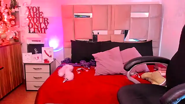 Snapshot of natacha__black_ chatting on 02-24-25, 09:41 natacha  black  online show from 02-24-25, 09:41