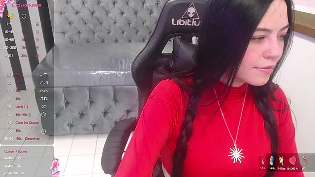 Snapshot of sabrina_jones_t chatting on 12-04-24, 03:37 sabrina jones t online show from 12-04-24, 03:37