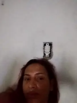 cerejinha hot online show from 12-15-24, 04:04