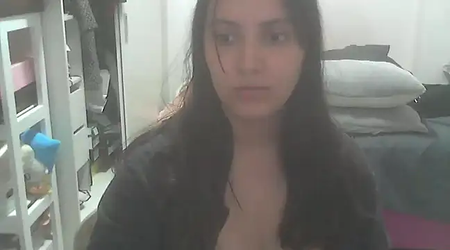 Snapshot of xBubblyBarbiexx chatting on 12-21-24, 02:09 xBubblyBarbiexx online show from 12-21-24, 02:09