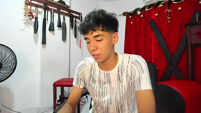 Harry LatinBoy online show from 12-17-24, 07:59