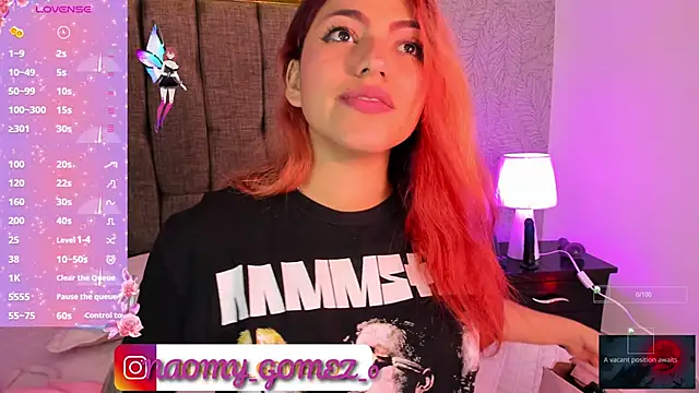 Naomy veracruz  online show from 10-20-25, 12:27