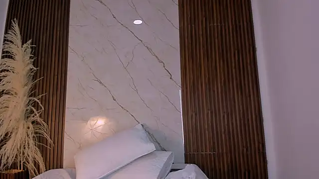 king lovely hornyy online show from 05-06-26, 01:47