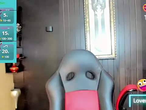 Alessa mullen online show from 11-22-25, 03:49