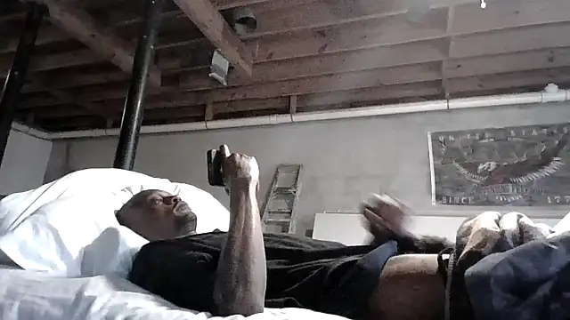 Snapshot of KinGKane84 chatting on 12-07-24, 07:10 KinGKane84 online show from 12-07-24, 07:10