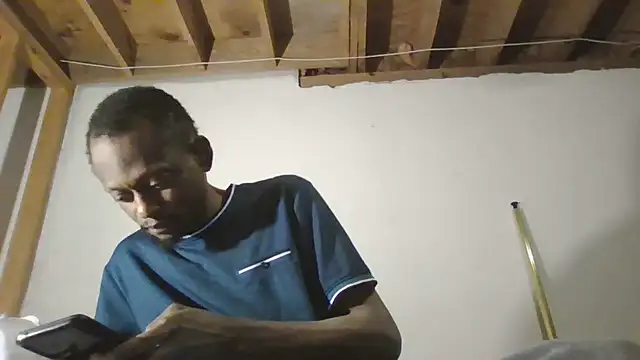 Snapshot of KinGKane84 chatting on 01-25-25, 10:28 KinGKane84 online show from 01-25-25, 10:28