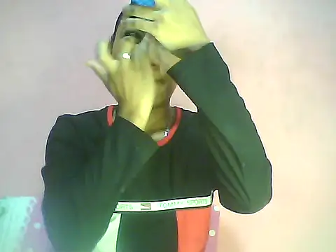 Fariana01 online show from 12-13-24, 09:20