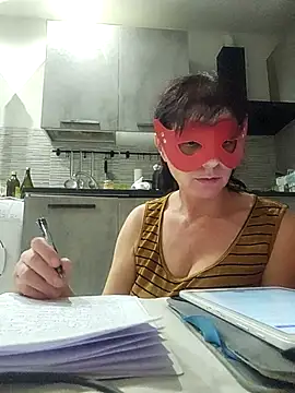 Vagabondainnamorata online show from 11-21-25, 04:05