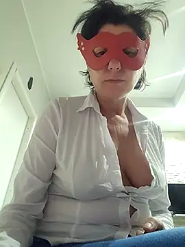 Vagabondainnamorata online show from 04-22-26, 03:20