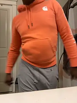 Snapshot of Bignc chatting on 10-18-25, 03:09 Bignc online show from 10-18-25, 03:09