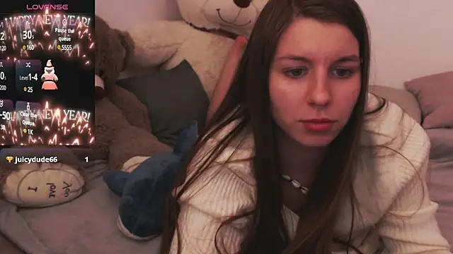 Snapshot of juicy_mystery chatting on 01-26-25, 05:44 juicy mystery online show from 01-26-25, 05:44