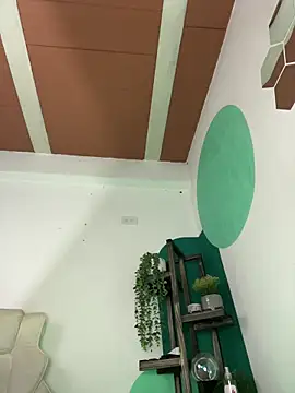 LollaByer online show from 04-22-26, 09:05