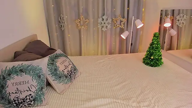 Snapshot of Kleo_Godde chatting on 01-05-25, 08:31 Kleo Godde online show from 01-05-25, 08:31