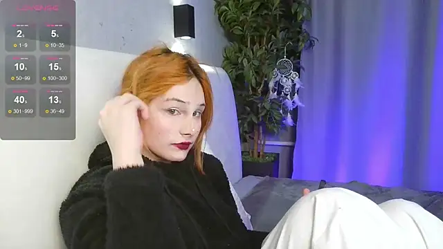 Snapshot of Kleo_Godde chatting on 02-08-25, 10:40 Kleo Godde online show from 02-08-25, 10:40