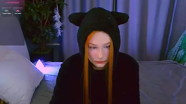 Snapshot of Kleo_Godde chatting on 02-20-25, 07:52 Kleo Godde online show from 02-20-25, 07:52