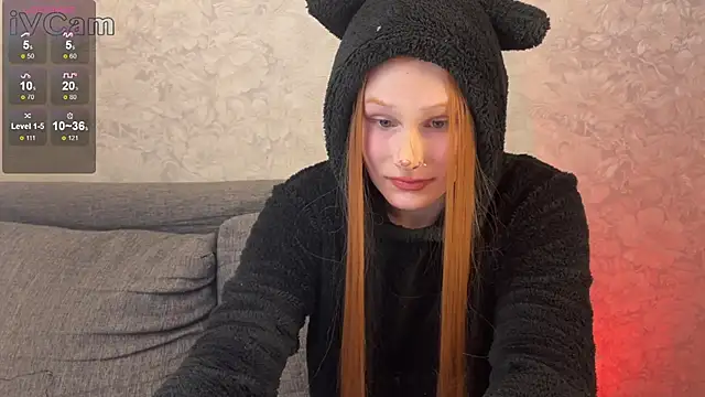 Snapshot of Kleo_Godde chatting on 02-26-25, 06:54 Kleo Godde online show from 02-26-25, 06:54