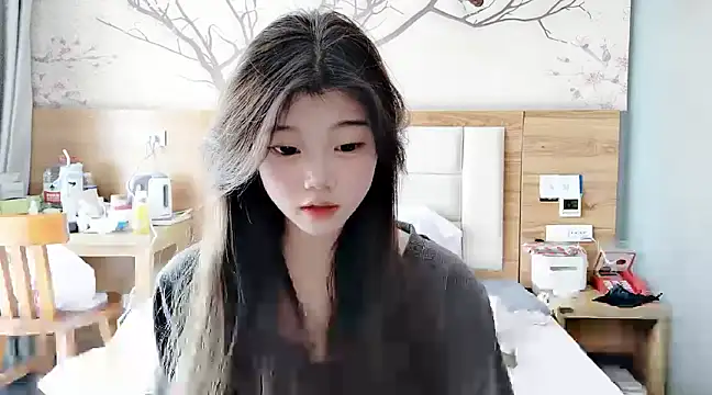 Snapshot of yangyang-1115 chatting on 02-08-25, 05:29 yangyang-1115 online show from 02-08-25, 05:29